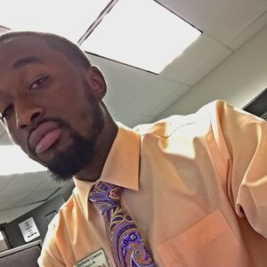 Meet your Posher, Dee